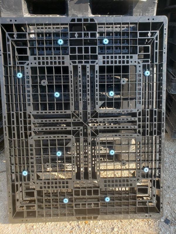 55x43x6 Used Plastic Pallets